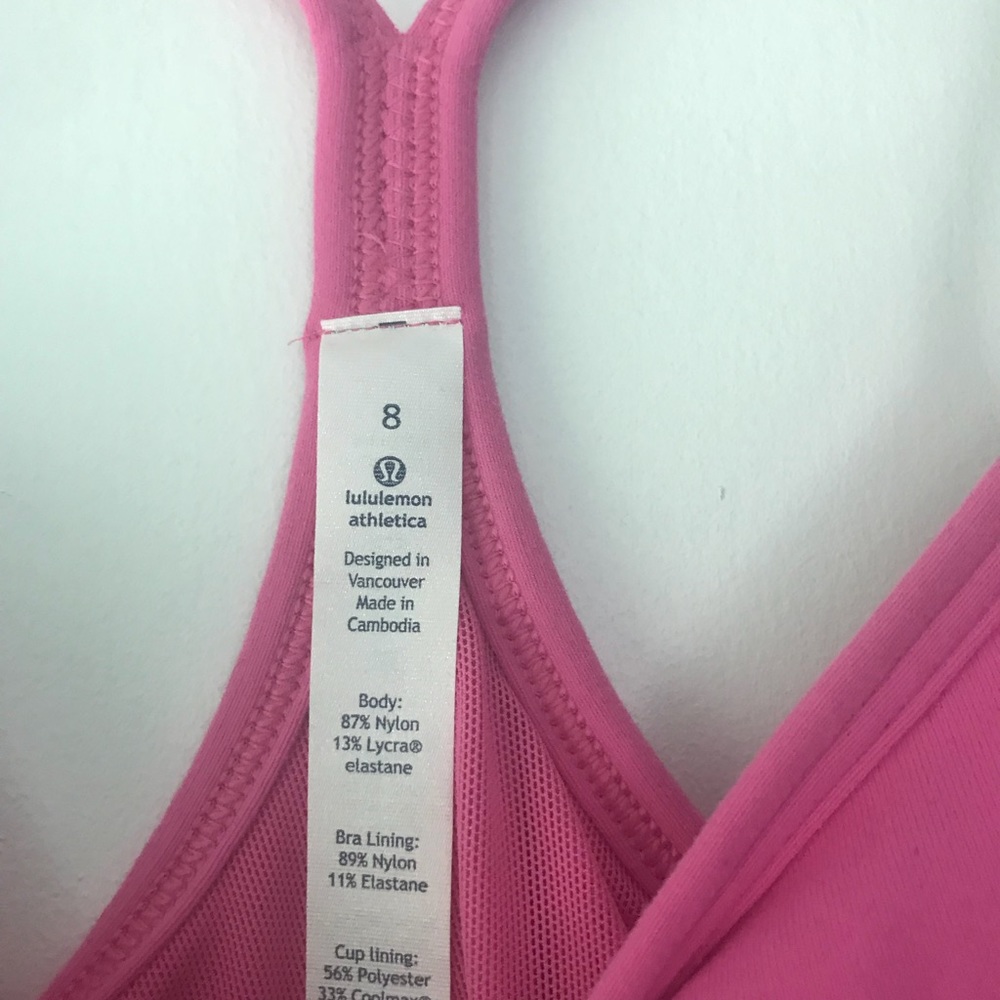 LULULEMON workout tank NEW WITH TAGS - Picture 2 of 3